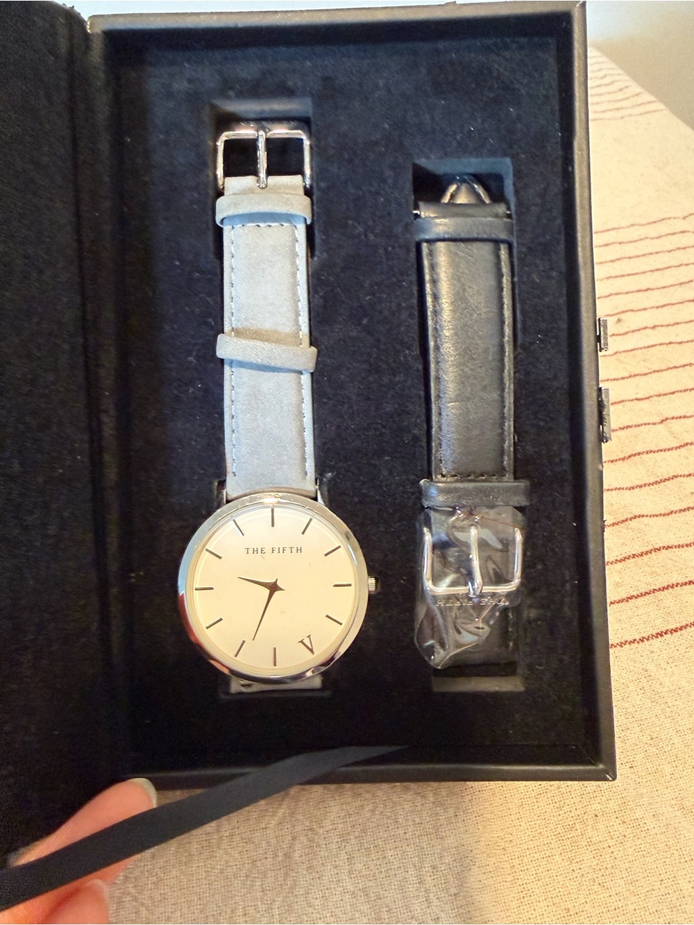 Daniel Wellington Two-Strap Watch Set in Light Gray and Black with Silver Cuff